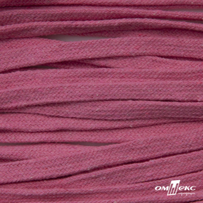 Шнур плетеный d-8 мм плоский, 70% хлопок 30% полиэстер, уп.85+/-1 м, цв.1029-розовый - купить в Бердске. Цена: 735 руб.