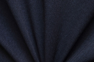 Ткань костюмная 25388 2009, 207 гр/м2, шир.150см, цвет т.синий - купить в Бердске. Цена 353.07 руб.