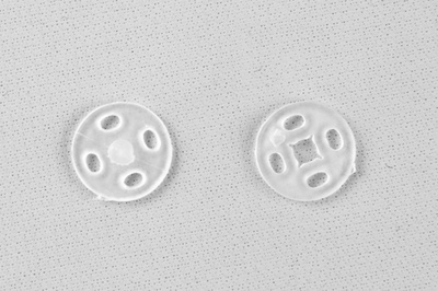 Кнопки пришивные пластиковые 10 мм, блистер 24шт, цв.-прозрачные - купить в Бердске. Цена: 48.41 руб.